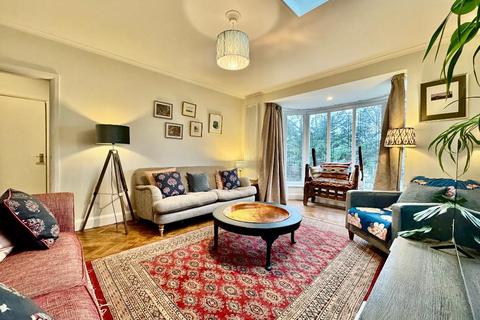 undefined, Hart Hill Drive, St Annes, Luton, Bedfordshire, LU2 0AX