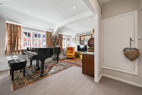 2 bedroom flat for sale, Erasmus Street, Westminster, London, SW1P 4HT