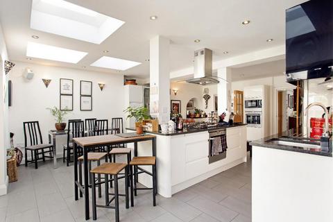 5 bedroom semi-detached house for sale, Arundel Road, Kingston upon Thames, Surrey, KT1 3RY