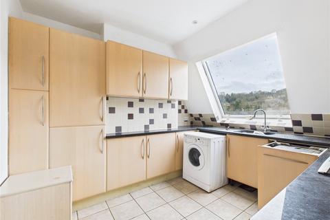 4 bedroom maisonette to rent, Godstone Road, Kenley, CR8