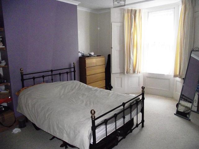 Flat 2 32 Clyde Road