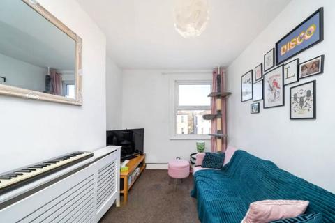 1 bedroom apartment to rent, Lingfield Court, 34 Elgin Road, Croydon, Surrey, CR0
