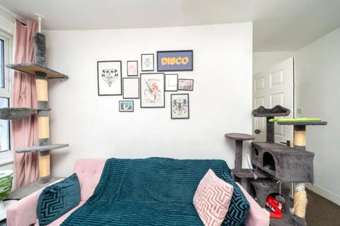 1 bedroom apartment to rent, Lingfield Court, 34 Elgin Road, Croydon, Surrey, CR0