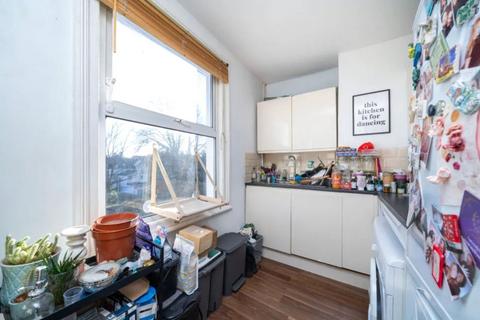 1 bedroom apartment to rent, Lingfield Court, 34 Elgin Road, Croydon, Surrey, CR0