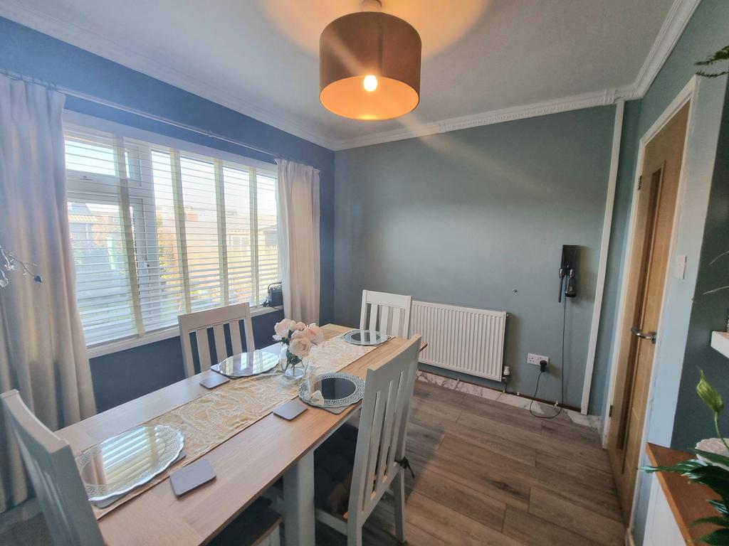 Dining room/bedroom two