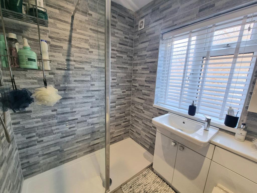 Downstairs shower room