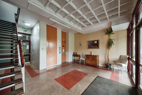 2 bedroom house for sale, Chelmscote Road, Solihull
