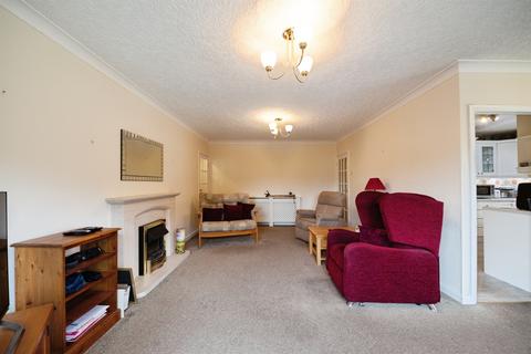 2 bedroom house for sale, Chelmscote Road, Solihull