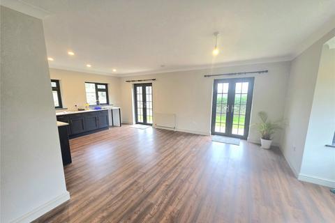 3 bedroom bungalow to rent, Manor Stables, Widemouth Bay, Bude, Cornwall, EX23