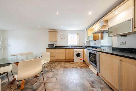 3 bedroom apartment for sale, Elmira Way, Salford, Greater Manchester