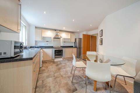 3 bedroom apartment for sale, Elmira Way, Salford, Greater Manchester