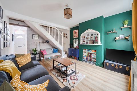 2 bedroom terraced house for sale, Shaftesbury Road, Reading, Berkshire