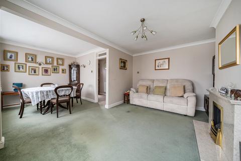 2 bedroom bungalow for sale, Aston Mead, Windsor, Berkshire
