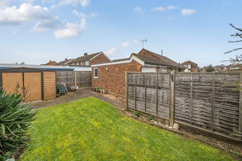 2 bedroom bungalow for sale, Aston Mead, Windsor, Berkshire