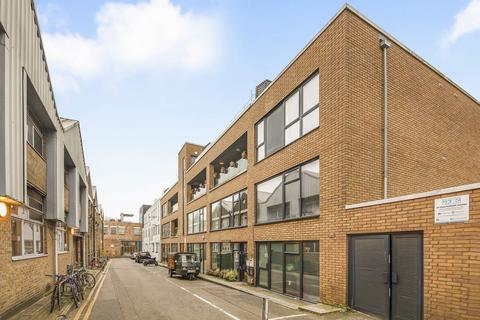 Shelford Place, London, N16