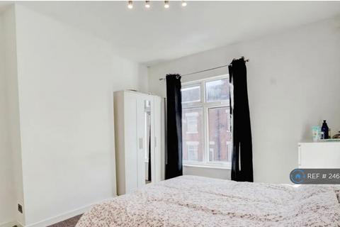 undefined, Queen St, Bedworth, CV12