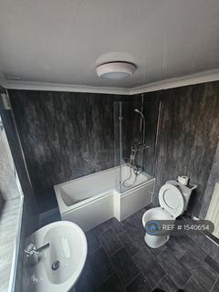 3 bedroom terraced house to rent, Albert St, Stoke-On-Trent, ST3