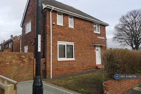 3 bedroom semi-detached house to rent, Cartwright Road, Sunderland, SR5