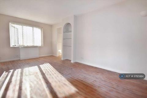 2 bedroom flat to rent, Beaulieu Place, London, W4