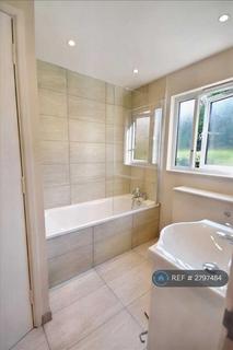2 bedroom flat to rent, Beaulieu Place, London, W4