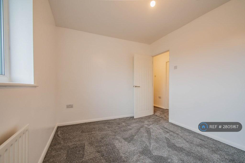 2nd Bedroom