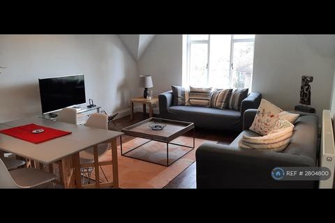undefined, Broom Road, Teddington, TW11