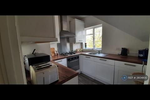 undefined, Broom Road, Teddington, TW11