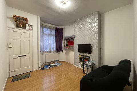 undefined, Shaftesbury Avenue, Leicester LE4