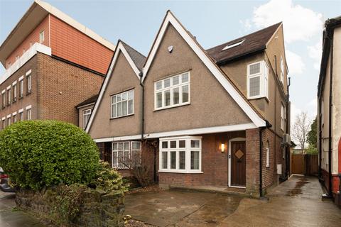 undefined, Burleigh Gardens, London N14