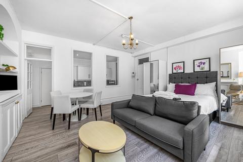 Studio to rent, Lancaster Gate, London W2