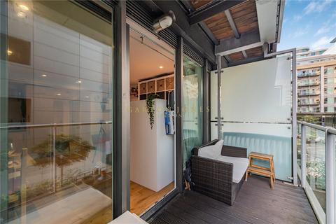 Studio for sale, Warwick Building, 366 Queenstown Road, London, SW11