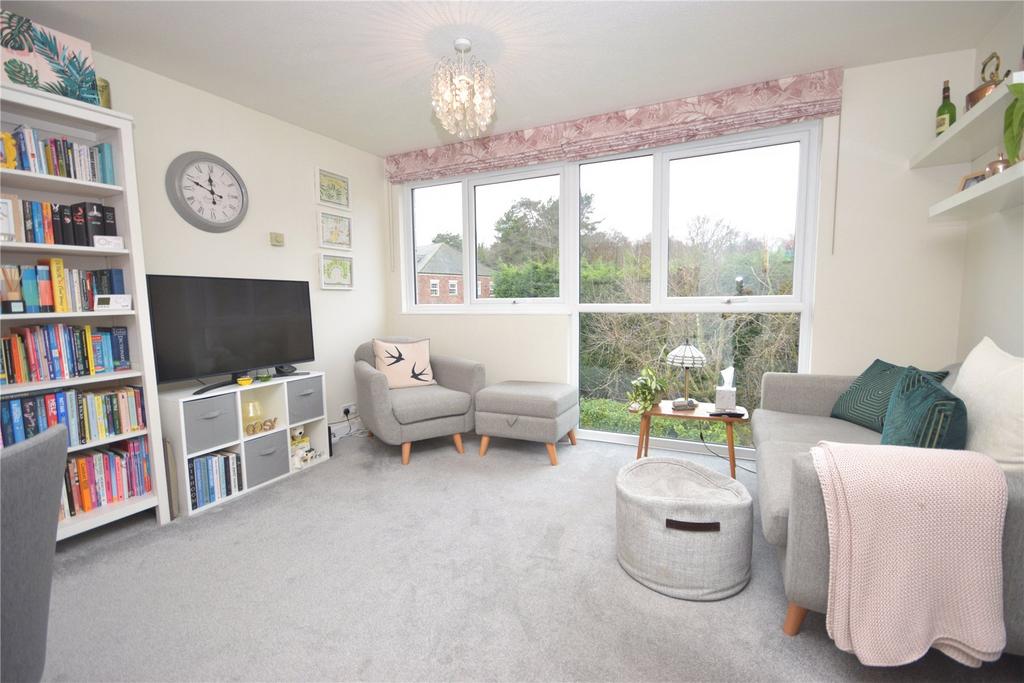 Apartment in Leeds, West Yorkshire - View 2