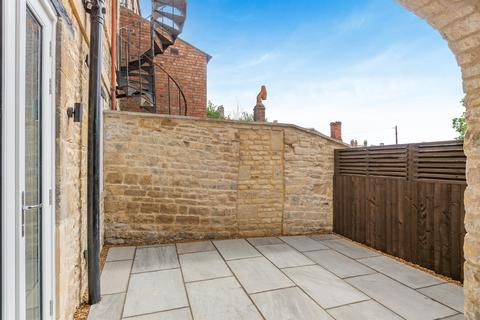 undefined, St. Marys Street, Stamford