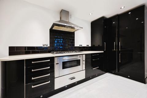 5 bedroom terraced house for sale, Victoria Road, Folkestone