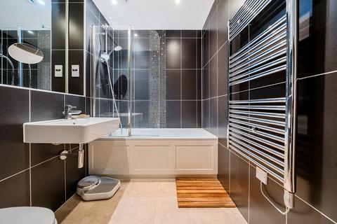 2 bedroom flat for sale, Charrington Place, St. Albans