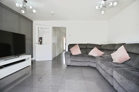 4 bedroom end of terrace house for sale, Heol Ty Draw, BARRY