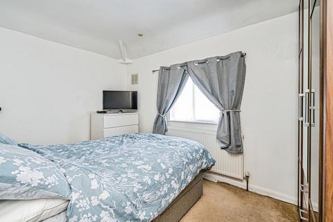 3 bedroom semi-detached house for sale, Laurel Road, Dudley
