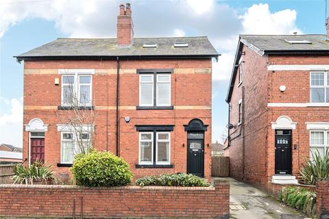 4 bedroom semi-detached house for sale, Carlton Lane, Rothwell, Leeds, West Yorkshire