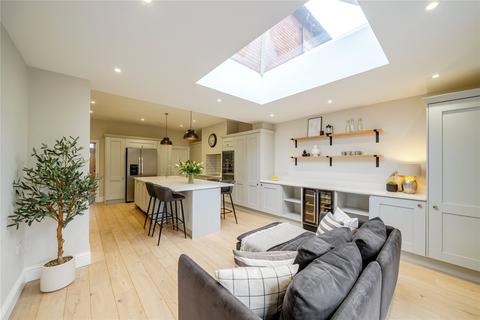 4 bedroom semi-detached house for sale, Carlton Lane, Rothwell, Leeds, West Yorkshire