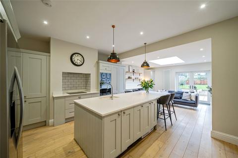 4 bedroom semi-detached house for sale, Carlton Lane, Rothwell, Leeds, West Yorkshire