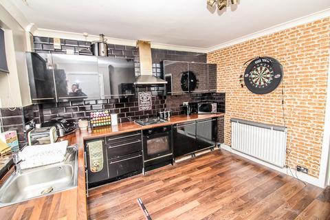 2 bedroom terraced house for sale, High Row, Concord, Washington, NE37