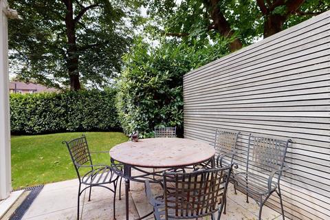 4 bedroom ground floor flat to rent, St. Johns Wood Park