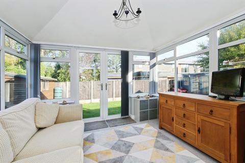 3 bedroom detached bungalow for sale, Farmstead Rise, Haxby, York