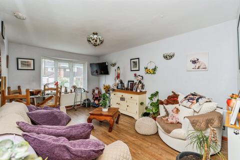 undefined, Caledonia Drive, Dibden, Southampton