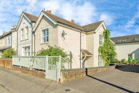 Victoria Road, Redhill