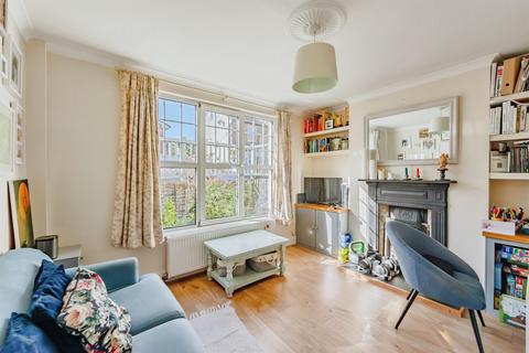2 bedroom detached house for sale, Victoria Road, Redhill