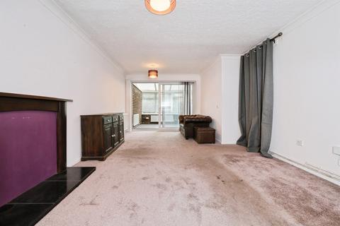 3 bedroom terraced house for sale, Whinchat Close, Southampton