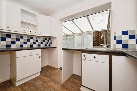 3 bedroom terraced house for sale, Whinchat Close, Southampton