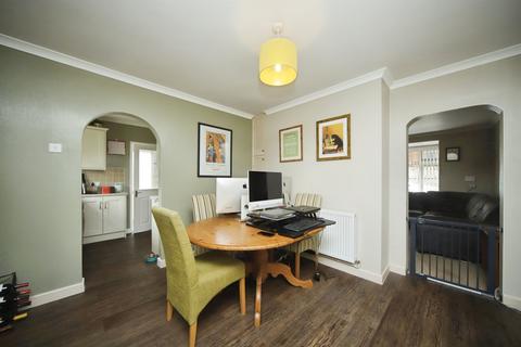 3 bedroom semi-detached house for sale, St. Johns Road, Taunton