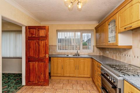 3 bedroom semi-detached house for sale, Edinburgh Avenue, Walsall